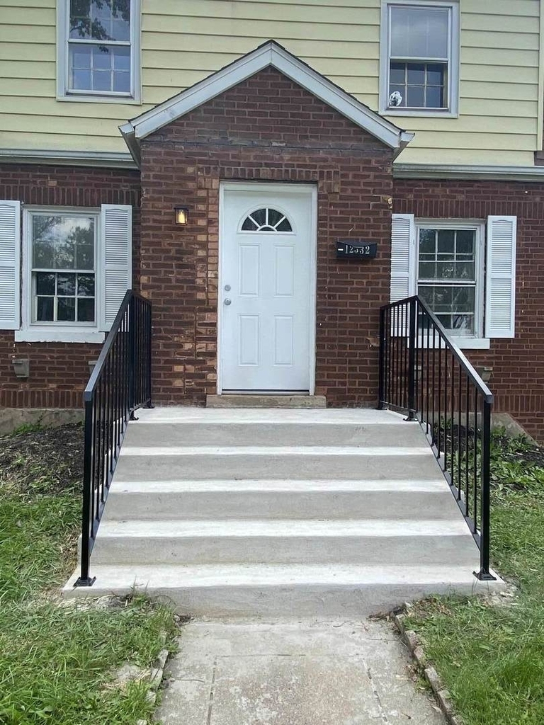 12532 S Throop Street - Photo 1