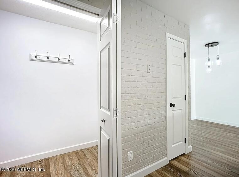 13715 Richmond Park Drive N - Photo 7