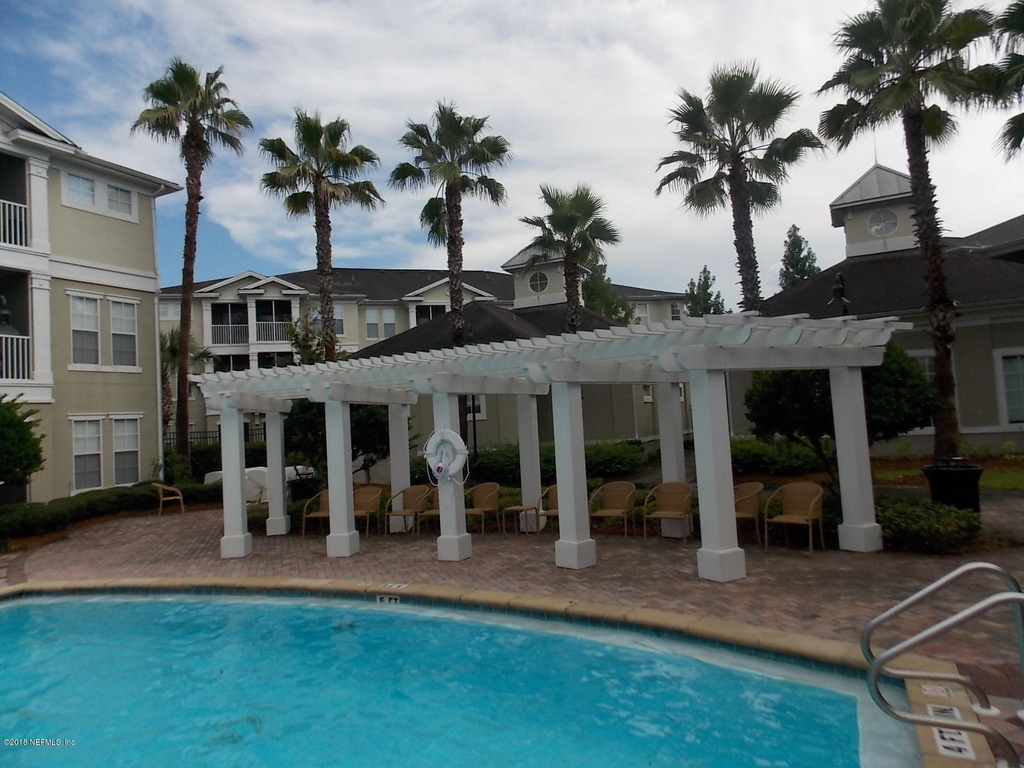 8290 Gate Parkway W - Photo 3