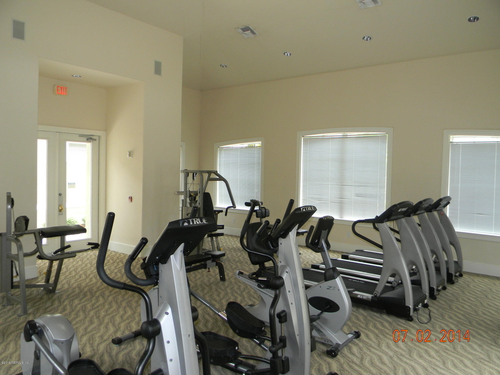 8290 Gate Parkway W - Photo 6