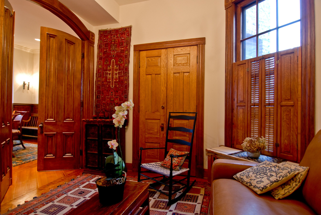 622 W Briar Place - Photo 8