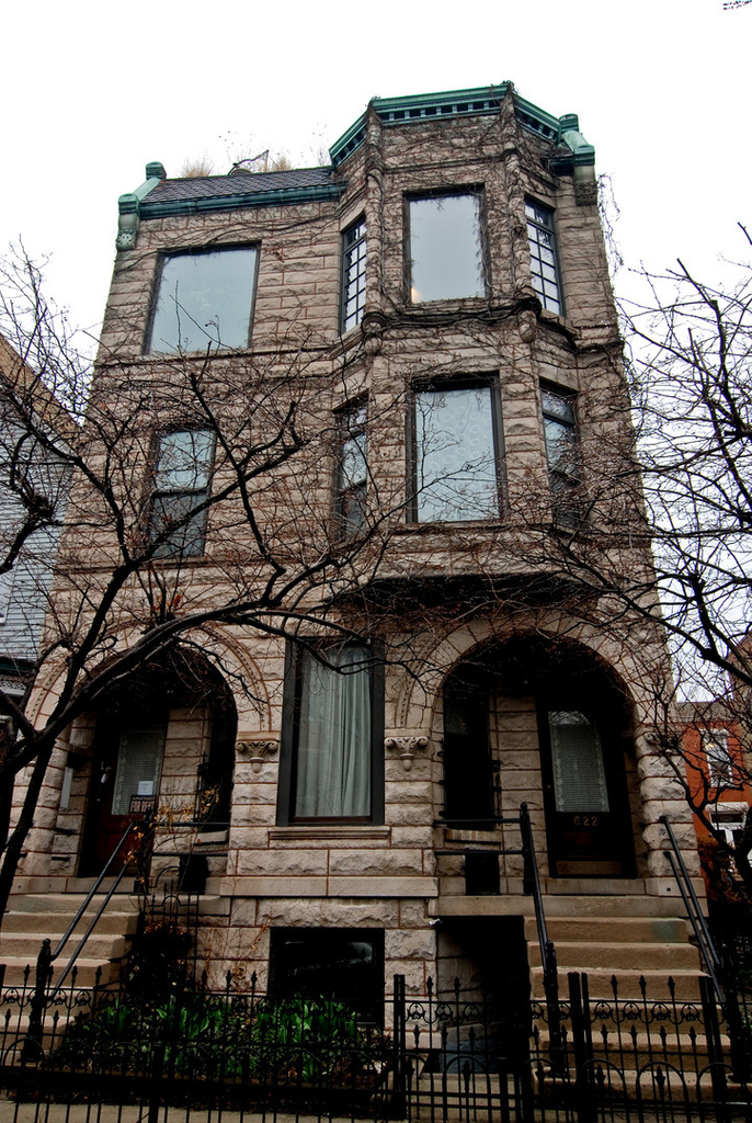 622 W Briar Place - Photo 2