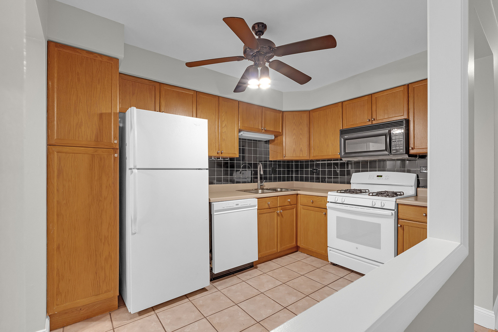 7383 Grand Avenue - Photo 4