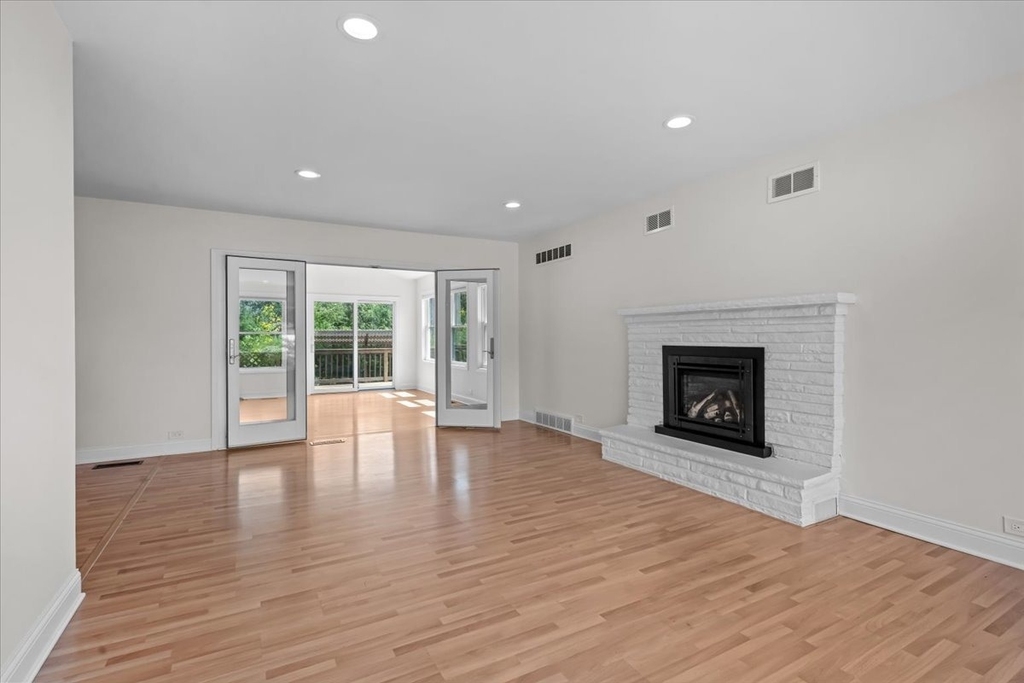 333 Warwick Road - Photo 6