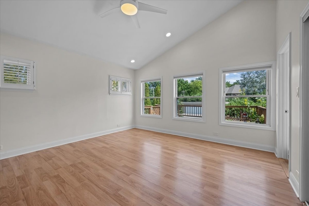 333 Warwick Road - Photo 9