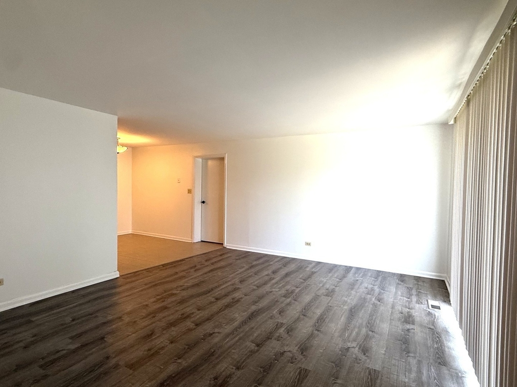 206 Barcliffe Lane - Photo 2