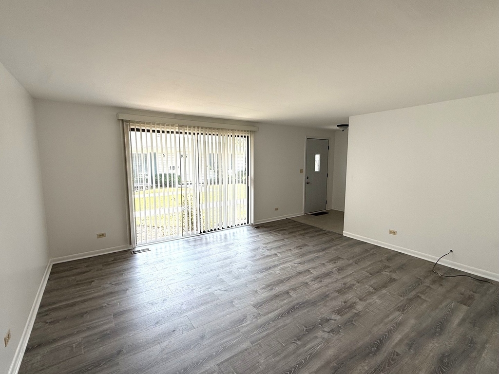 206 Barcliffe Lane - Photo 1