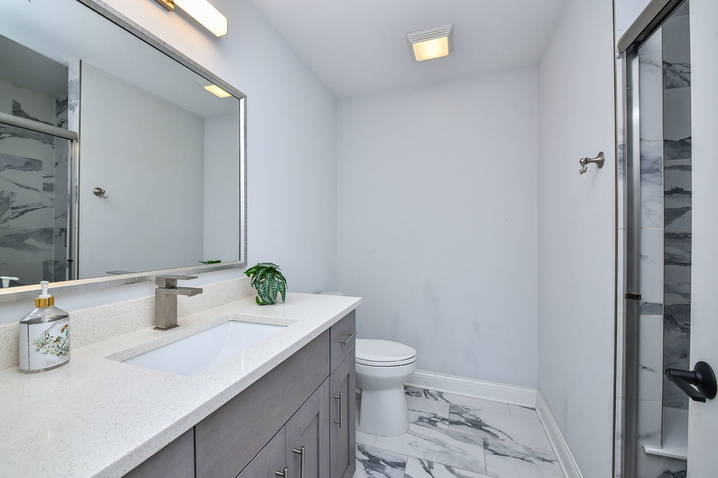 2447 Sharon Court - Photo 24