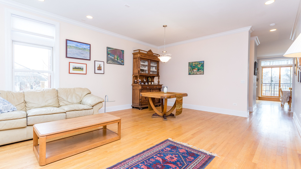 4113 N Southport Avenue - Photo 5