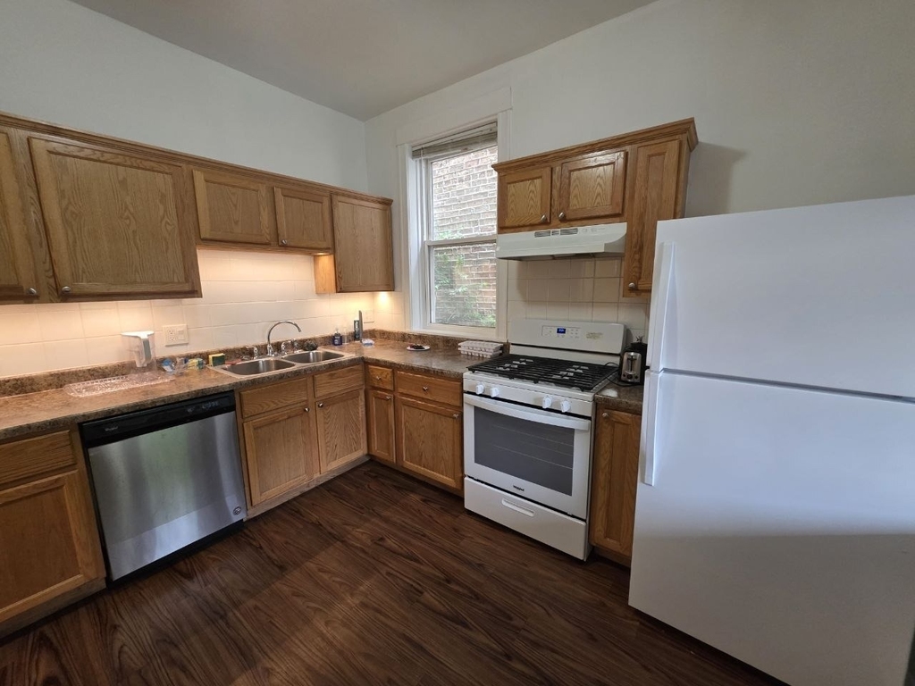 1318 N Homan Avenue - Photo 2