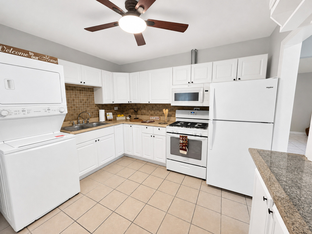 6847 Hawthorne Lane - Photo 9