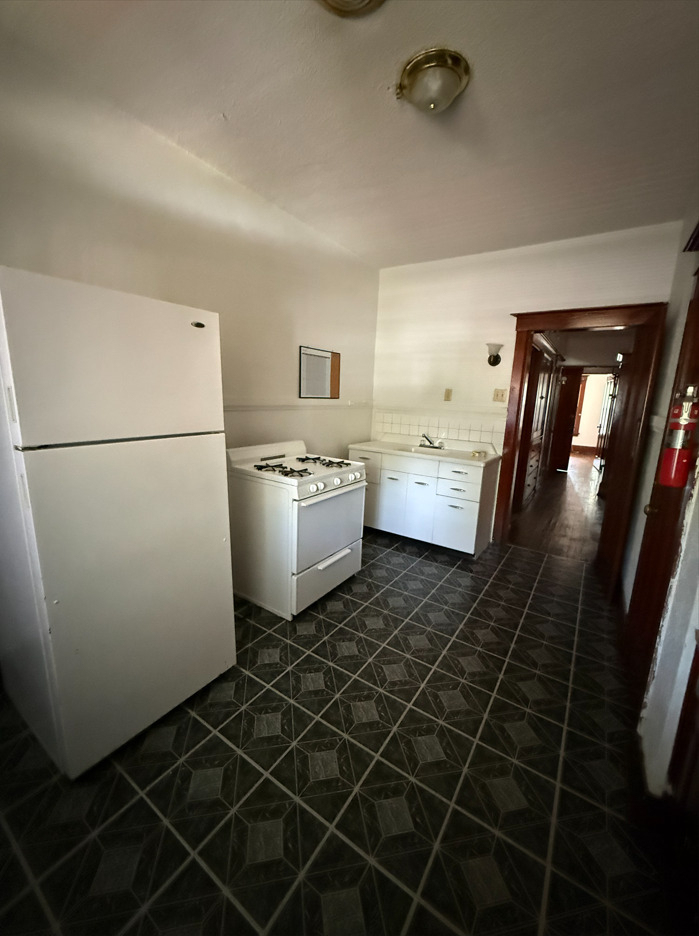 494 S Chicago Avenue - Photo 11