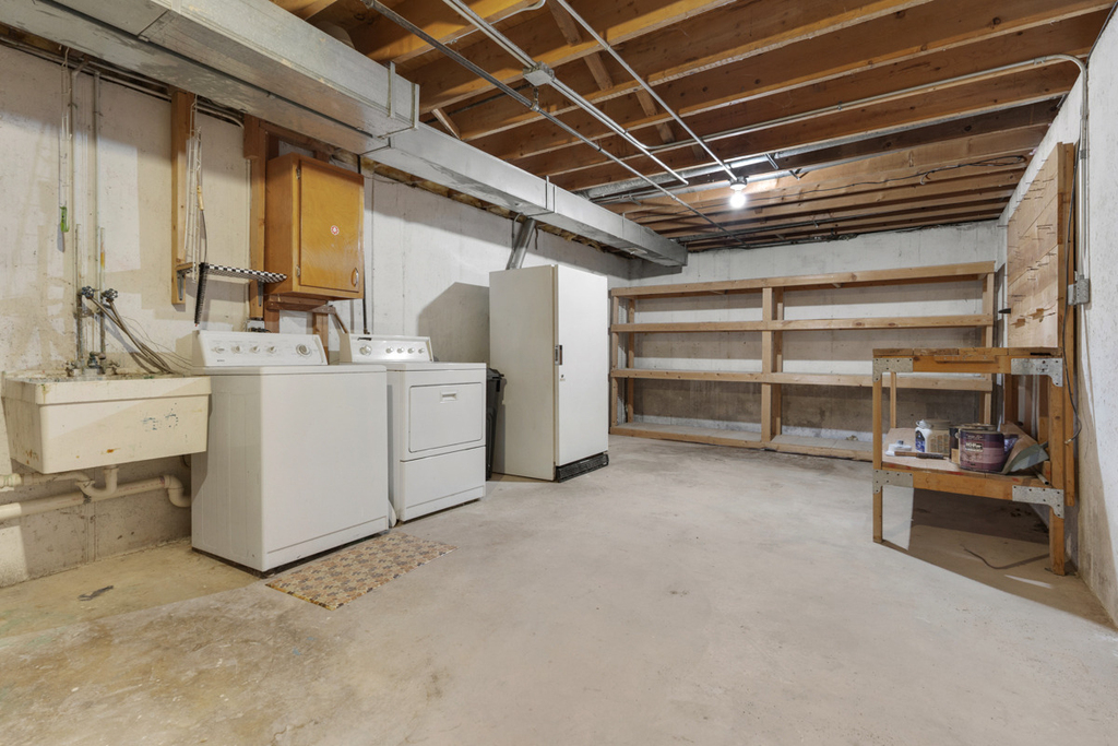 616 Blue Spruce Lane - Photo 23