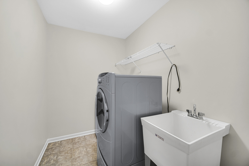 803 W Courtland Street - Photo 23