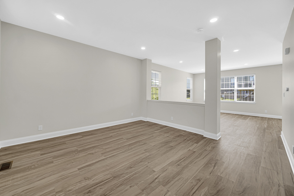 803 W Courtland Street - Photo 5