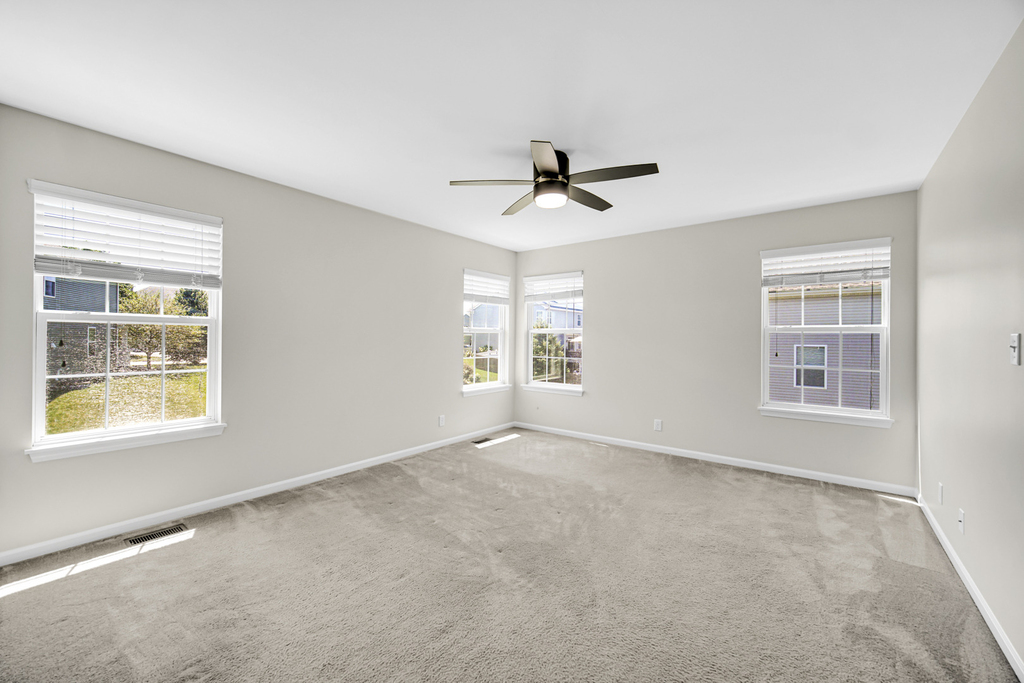 803 W Courtland Street - Photo 15
