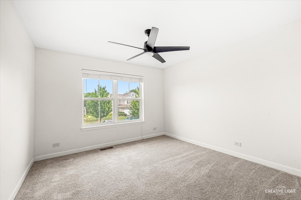 366 Chesapeake Lane - Photo 11