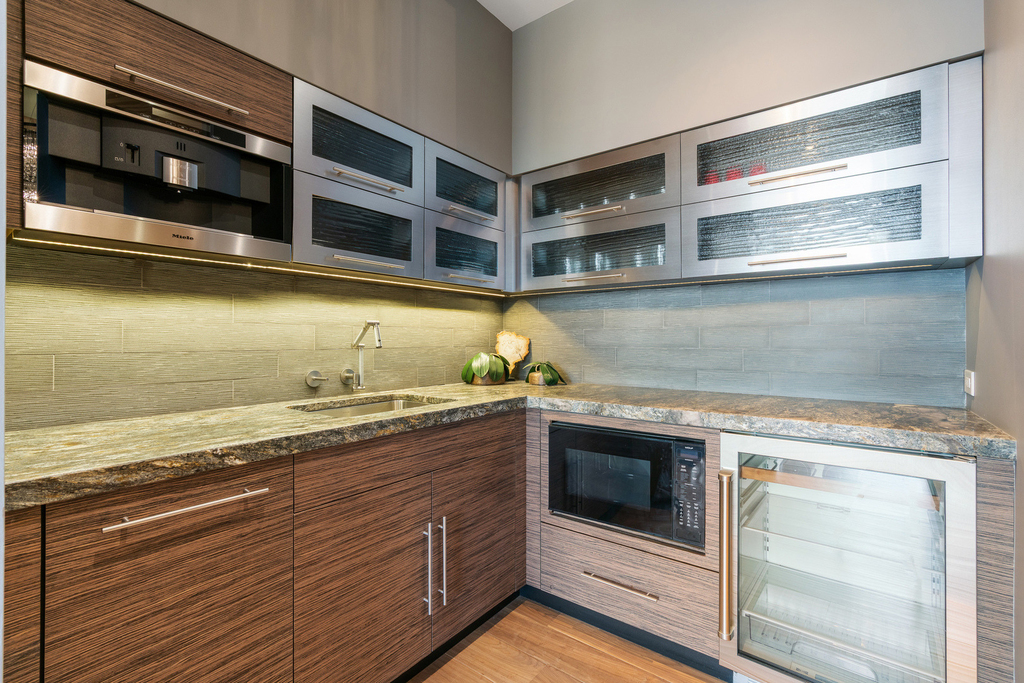 175 E Delaware Place - Photo 42