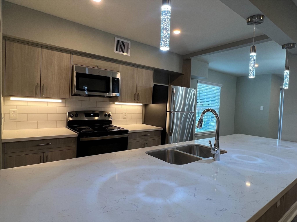 8003 Woodway Drive - Photo 1