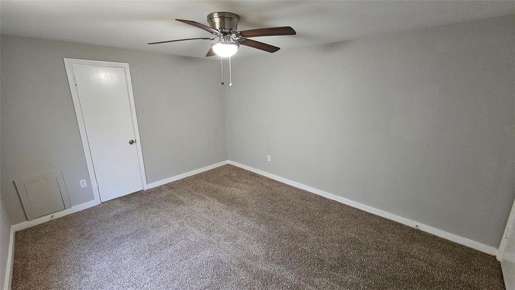 5731 W Airport Boulevard - Photo 18