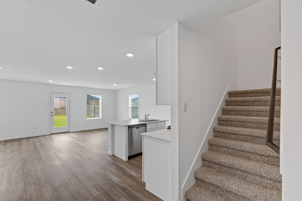 40818 Hawthorne Glades Street - Photo 26