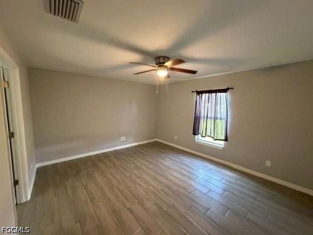 3010 67th Street W - Photo 3