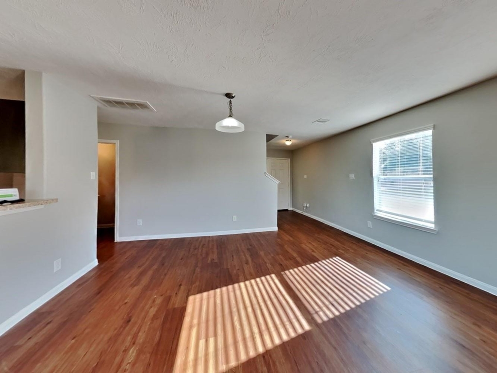1203 Gibson Crossing Way - Photo 3
