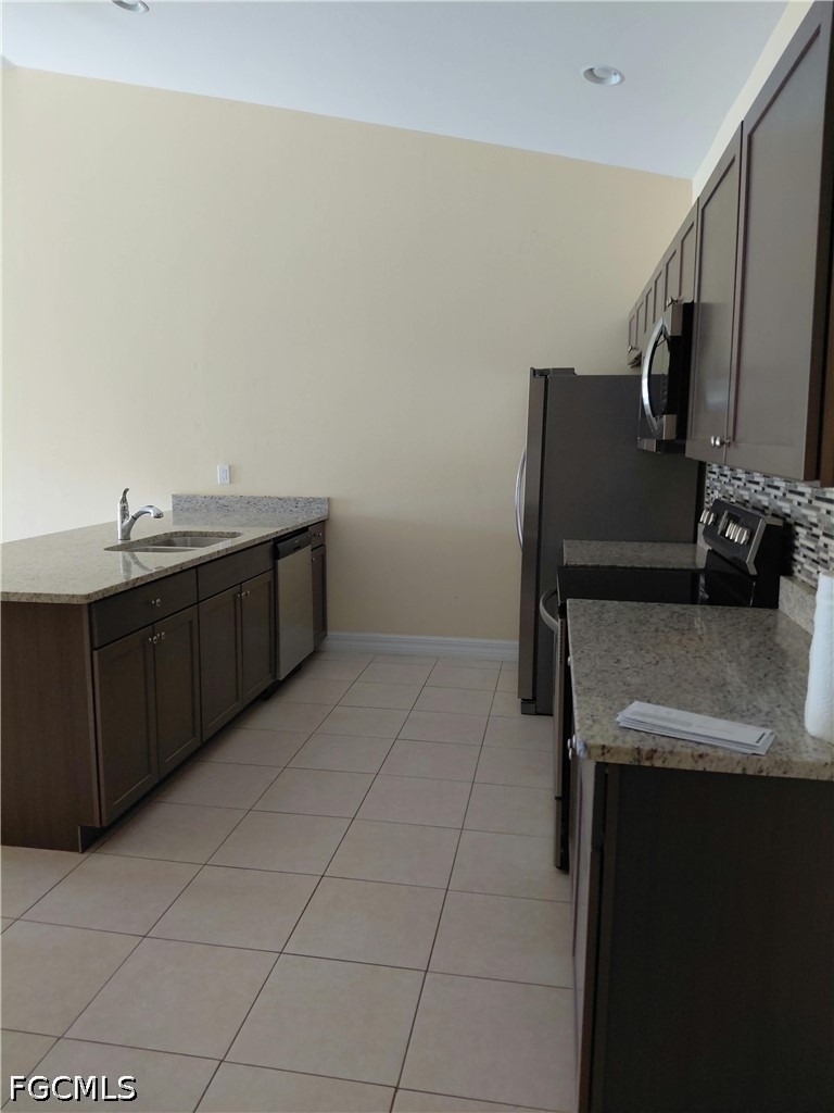 4608 Santa Barbara Boulevard - Photo 9