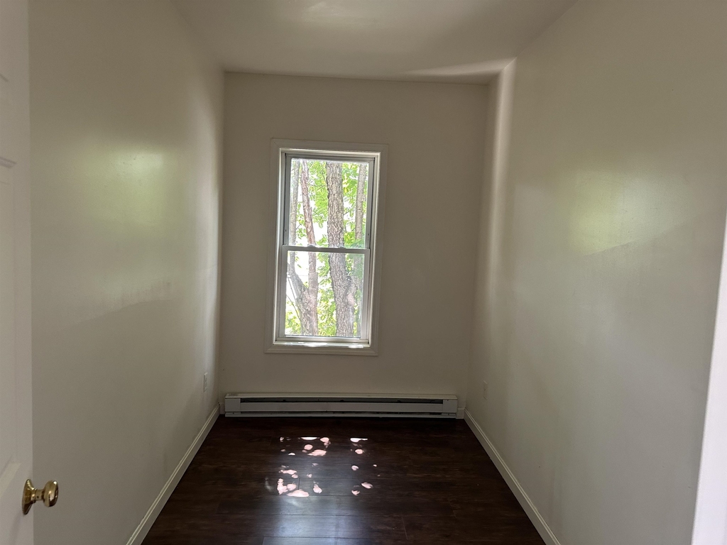 23 Main - Photo 4