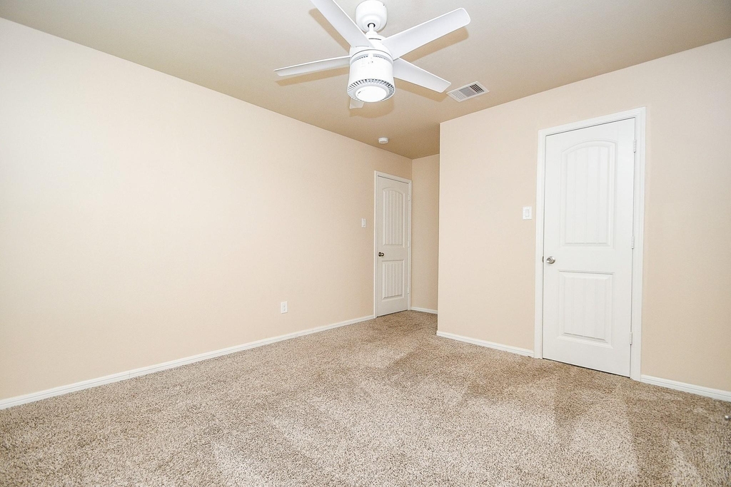 29251 Jacobs River Drive - Photo 20