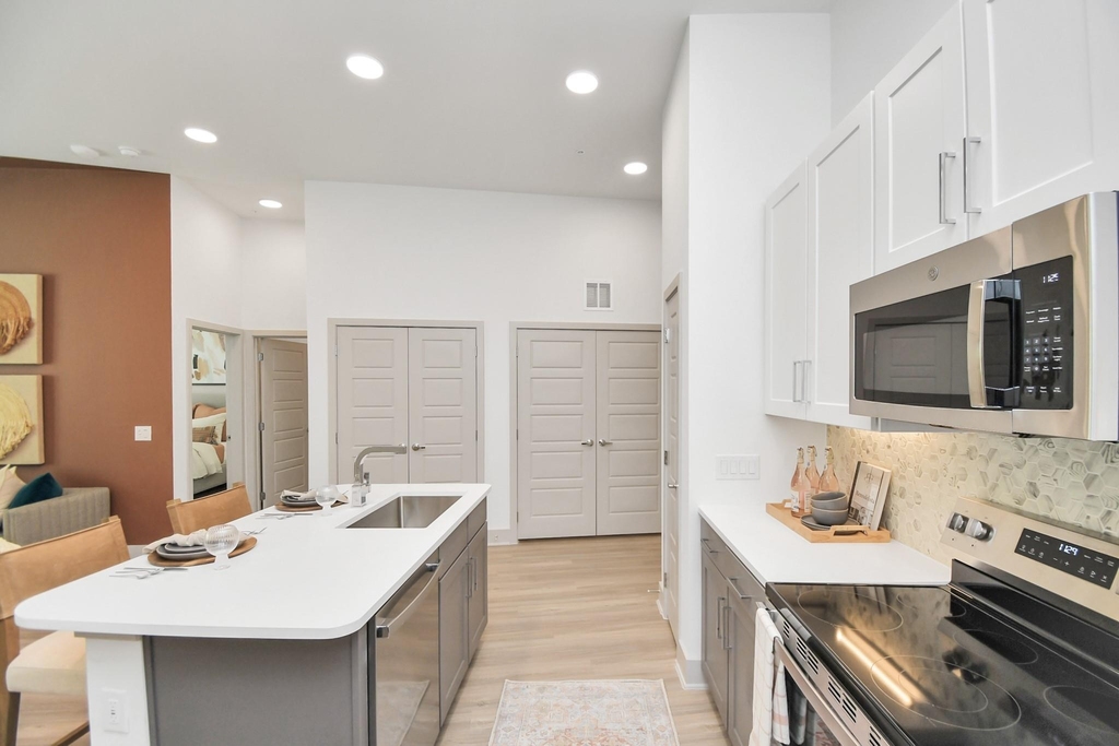1617 Enid Street - Photo 5