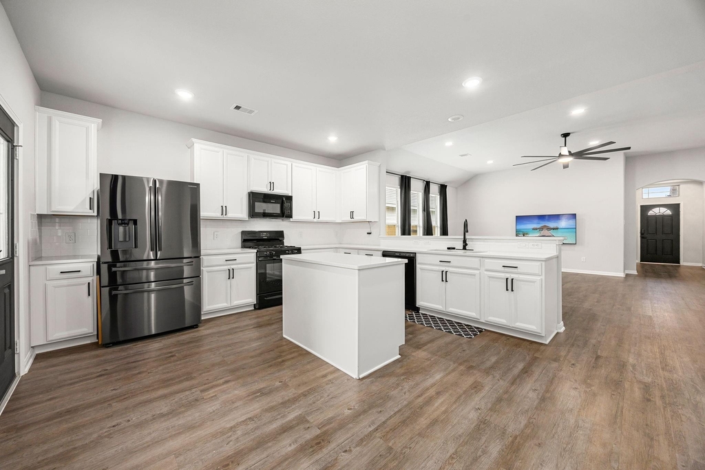 11323 Cora Lane - Photo 6