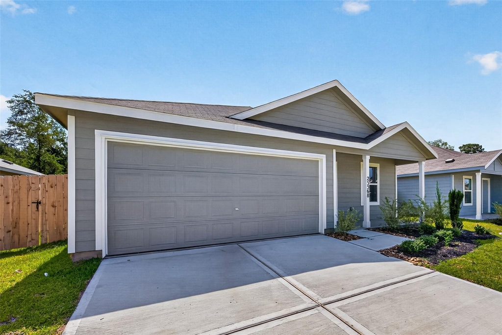 25568 Rose Creek Drive - Photo 2