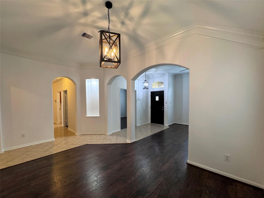 9023 Kinnel Lane - Photo 6