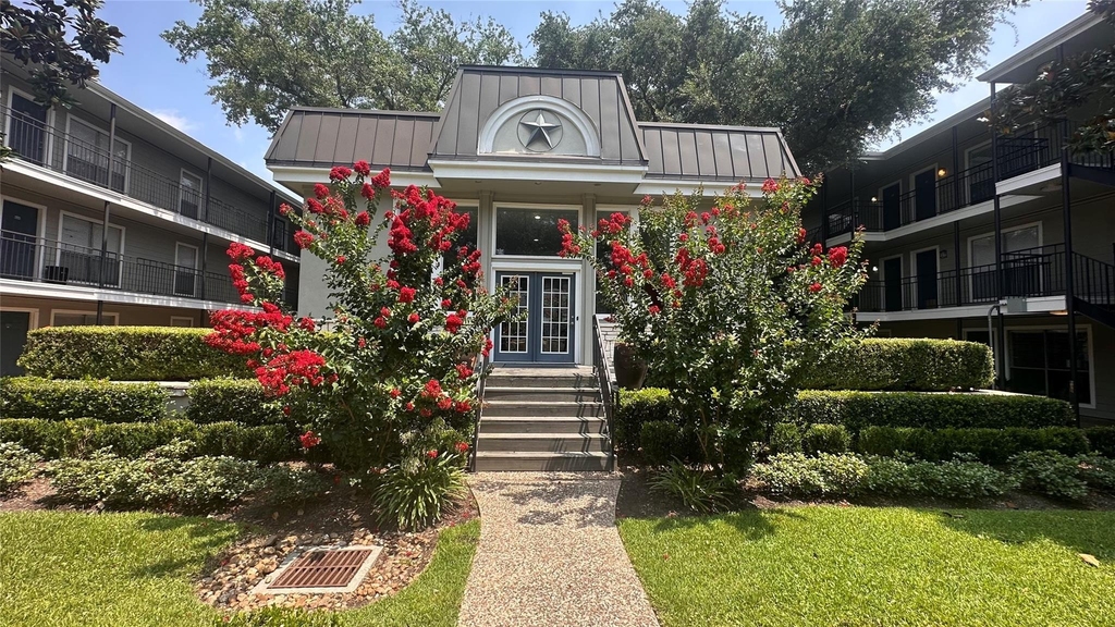 7315 Brompton Street - Photo 3