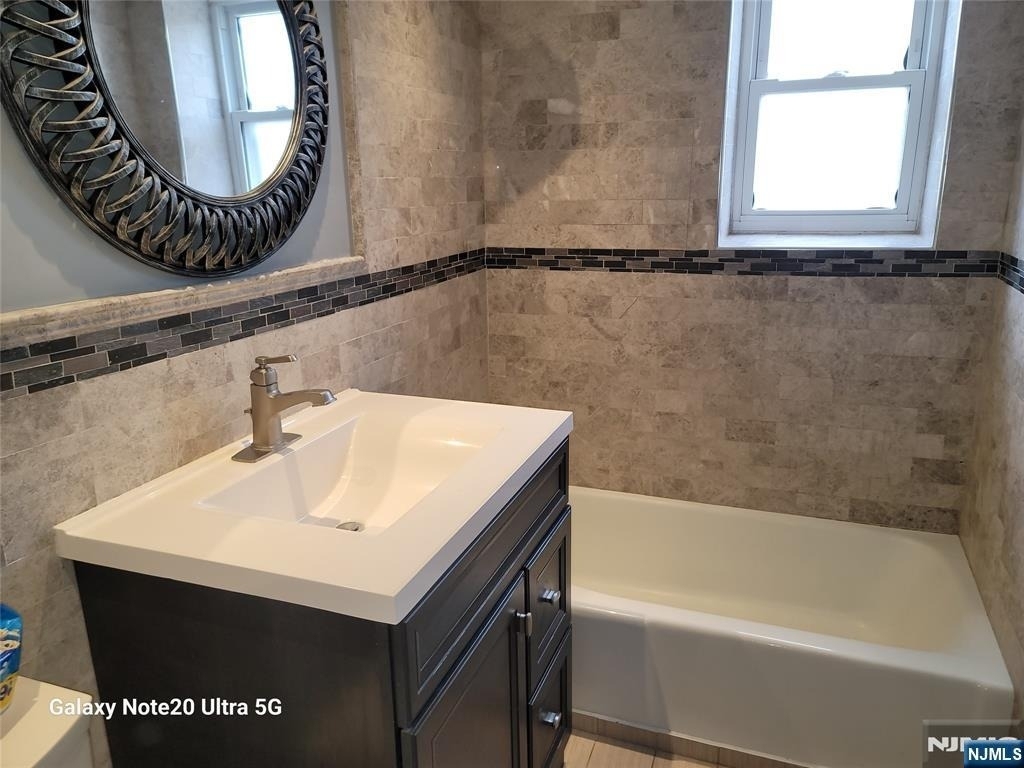 25 Jefferson - Photo 6