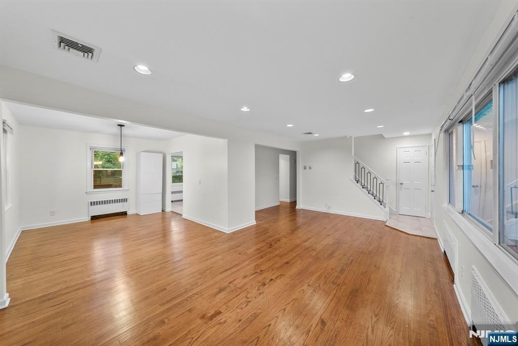 160 Magnolia - Photo 9