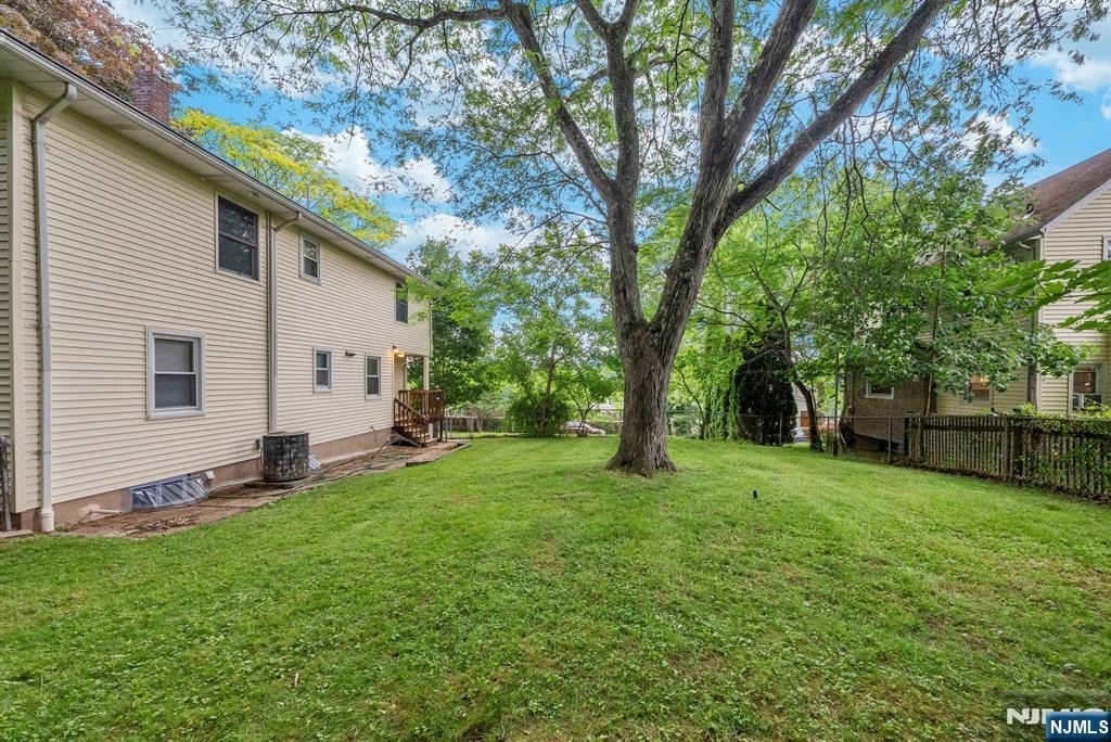 160 Magnolia - Photo 31