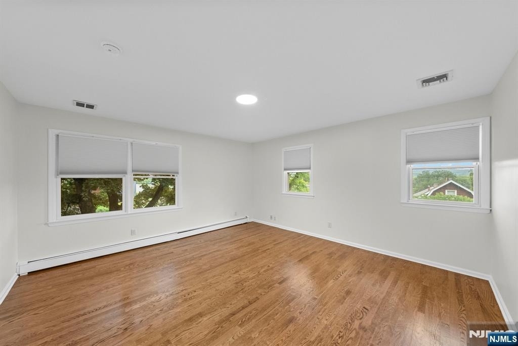 160 Magnolia - Photo 17