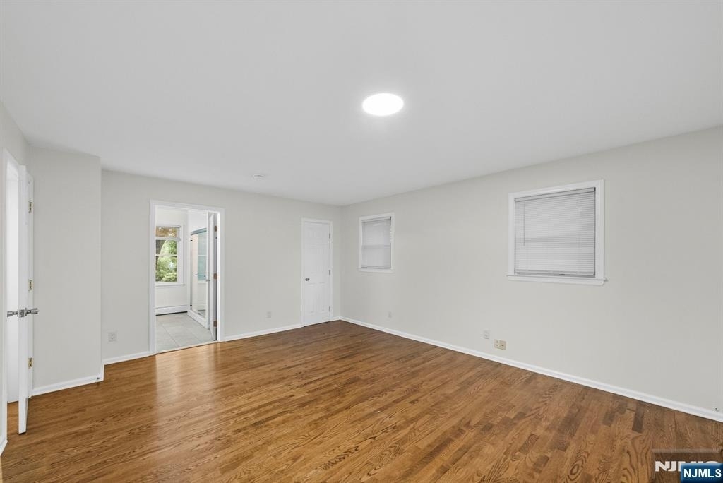 160 Magnolia - Photo 16