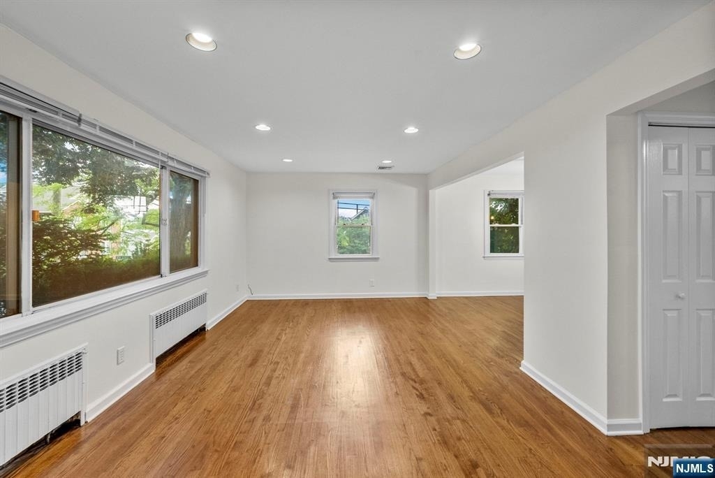 160 Magnolia - Photo 11