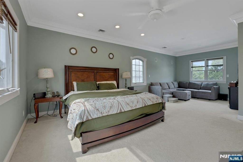 379 Leonard - Photo 25