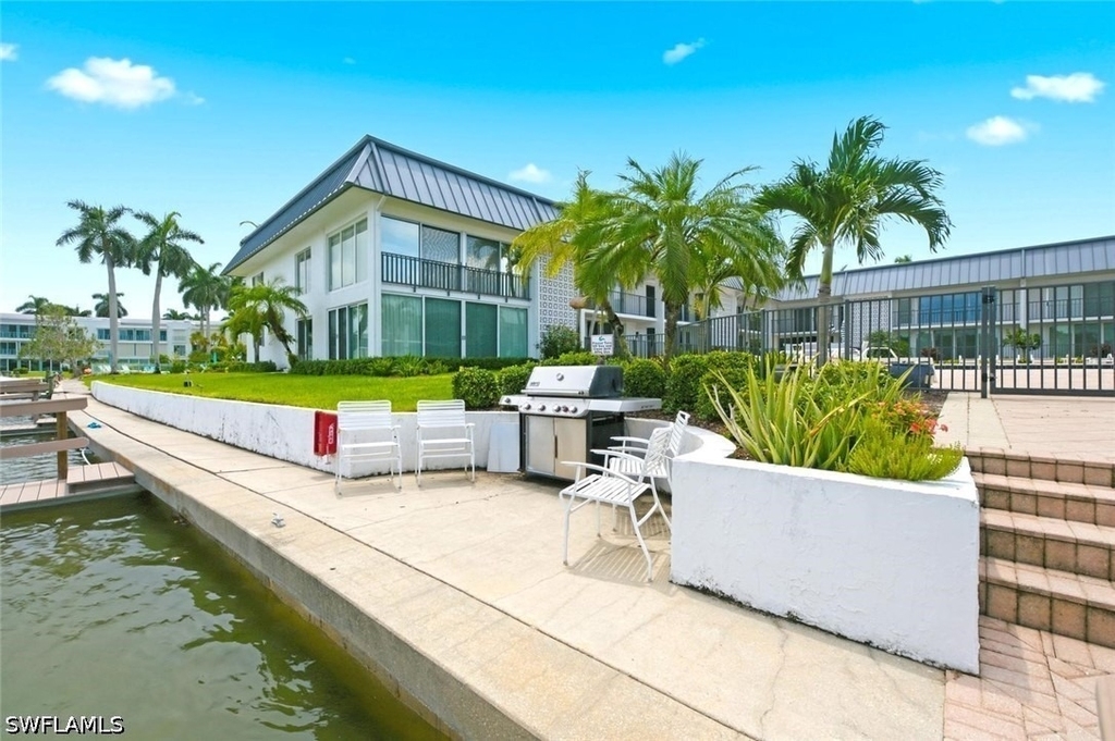 333 Harbour Drive - Photo 27