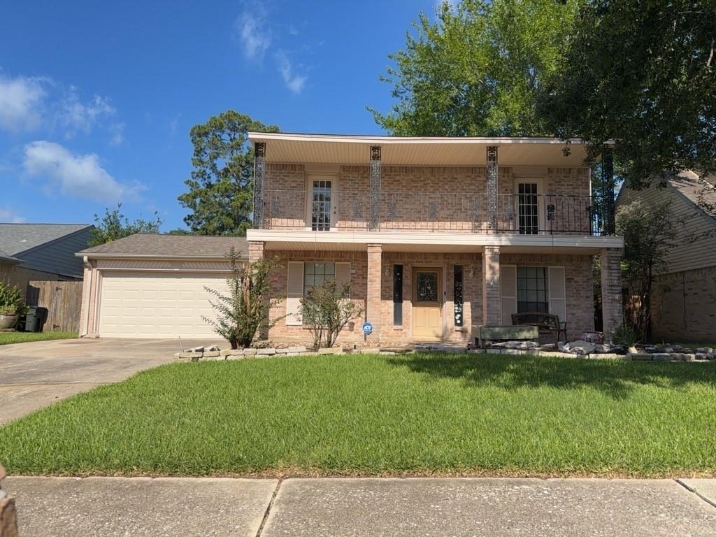 18507 Sweetmeadow Drive - Photo 0