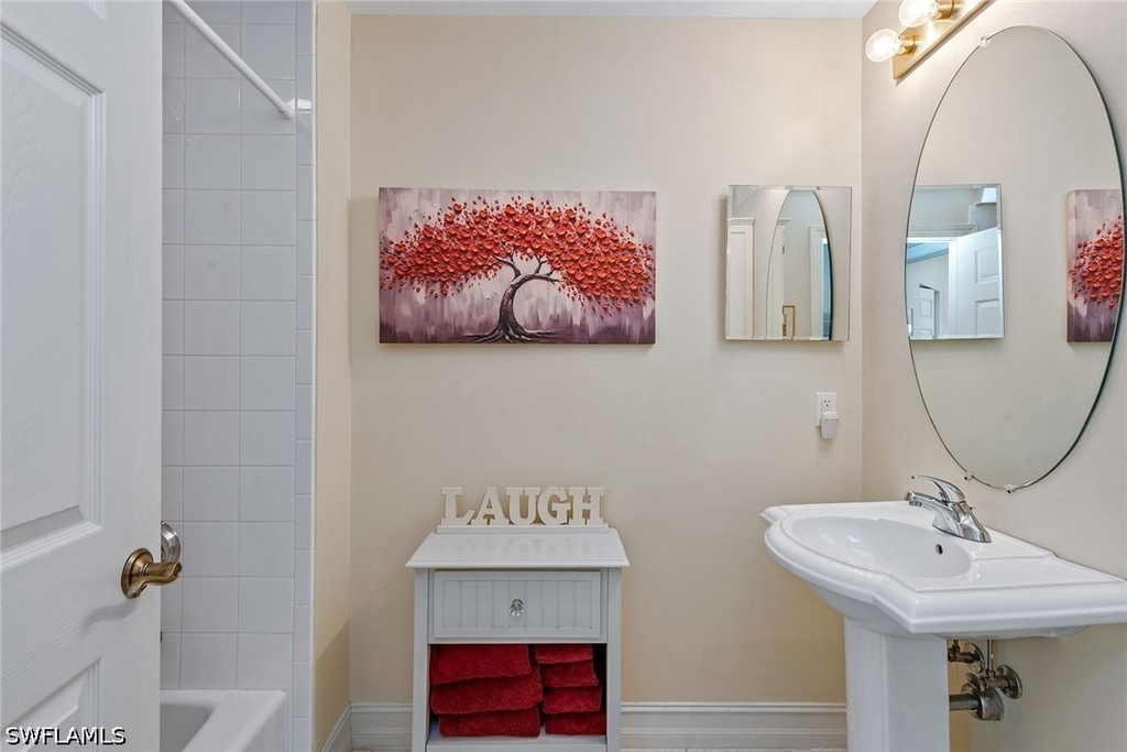 1263 Rialto Way - Photo 18