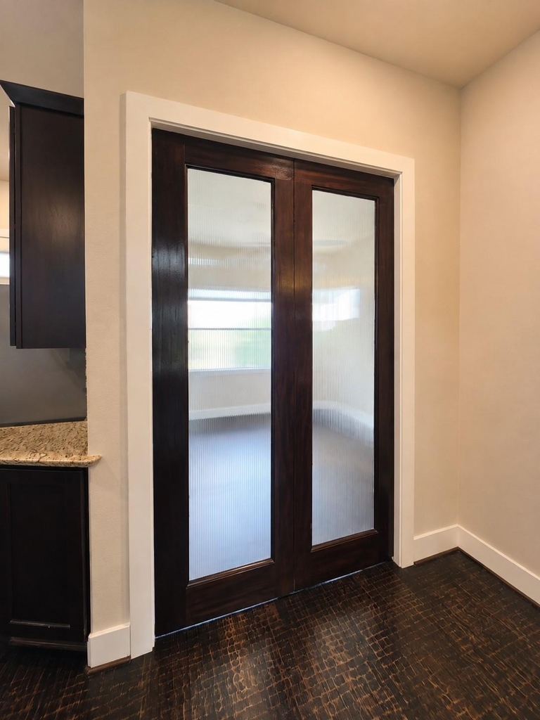 1621 Nagle Street - Photo 13