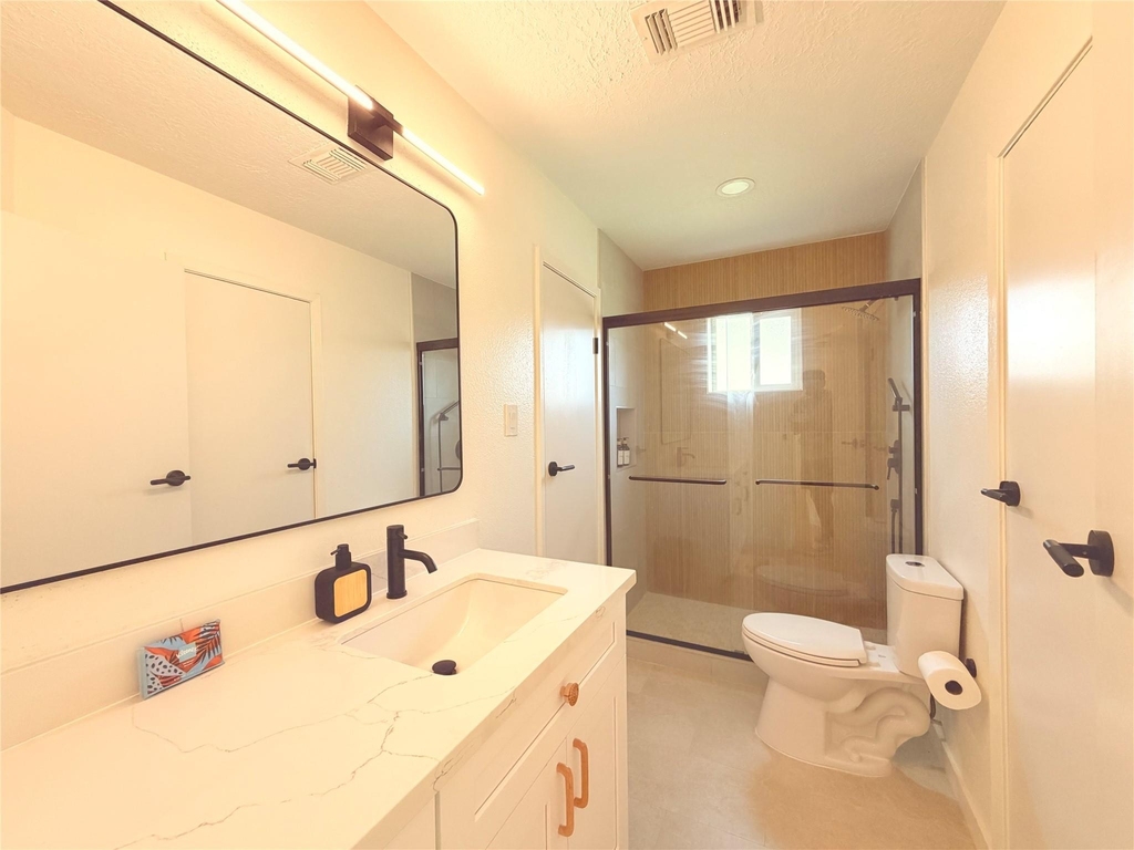 2533 Knoxville Drive - Photo 11