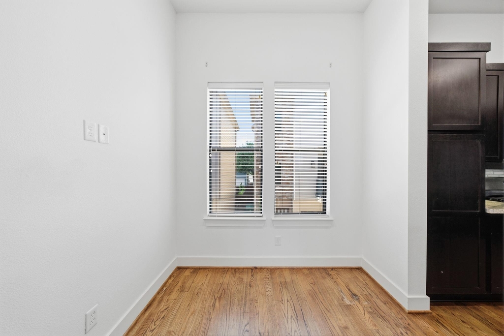 1206 Delano Street - Photo 14
