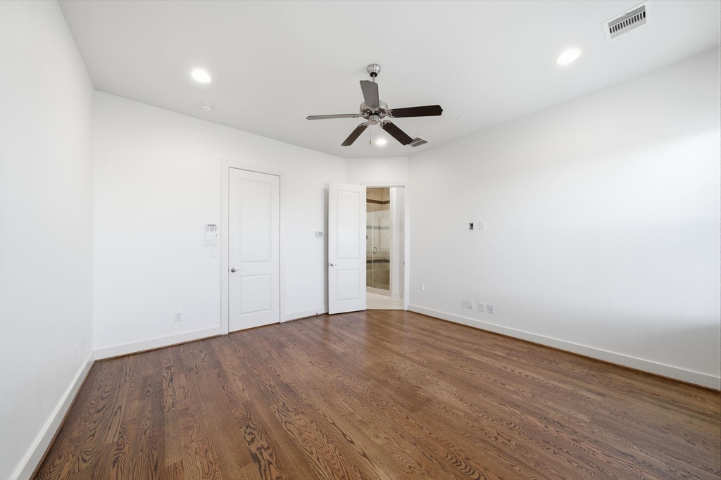 1206 Delano Street - Photo 16