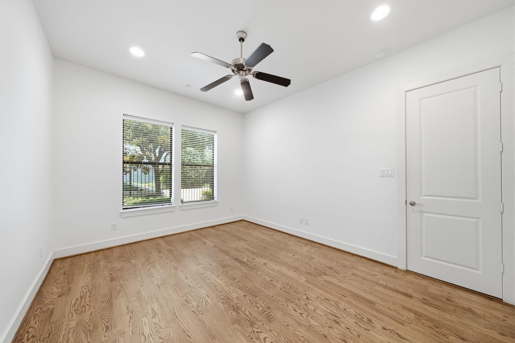 1206 Delano Street - Photo 5